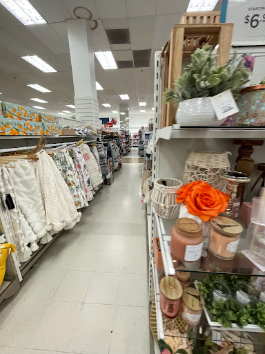 Department Store «Marshalls», reviews and photos, 333 N Main St, West Hartford, CT 06117, USA