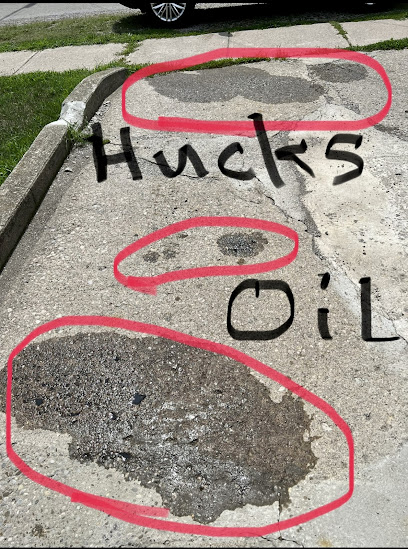Hucks Quick Oil Change