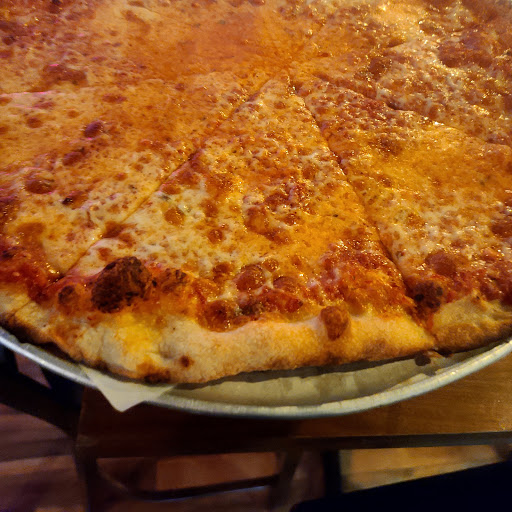 Pizza Restaurant «Caloroso Eatery & Bar», reviews and photos, 100 Center St, Shelton, CT 06484, USA