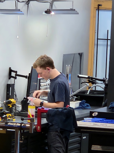 Bicycle Store «Bike Gallery - Beaverton», reviews and photos, 12345 SW Canyon Rd, Beaverton, OR 97005, USA