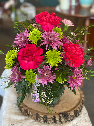 Florist «Perkasie Florist», reviews and photos, 101 N 5th St, Perkasie, PA 18944, USA