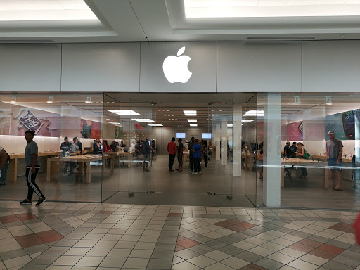 Computer Store «Apple South Shore», reviews and photos, 250 Granite St, Braintree, MA 02184, USA