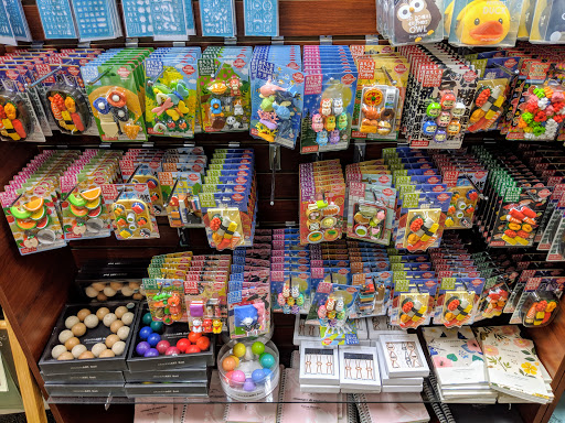 Book Store «Kinokuniya Portland», reviews and photos, 10500 SW Beaverton Hillsdale Hwy, Beaverton, OR 97005, USA