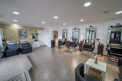 Sana Coiffure Fathia à Vanves