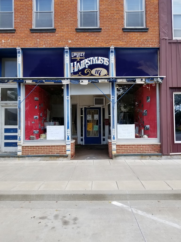 Liberty Street Hairstylists 62681