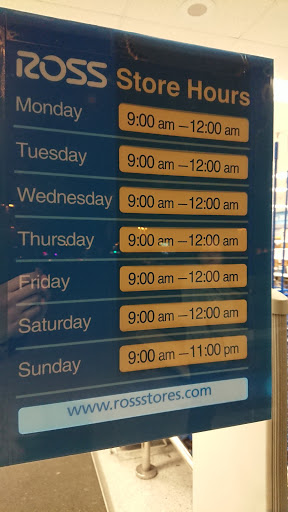 Clothing Store «Ross Dress for Less», reviews and photos, 2845 Cochran St, Simi Valley, CA 93065, USA