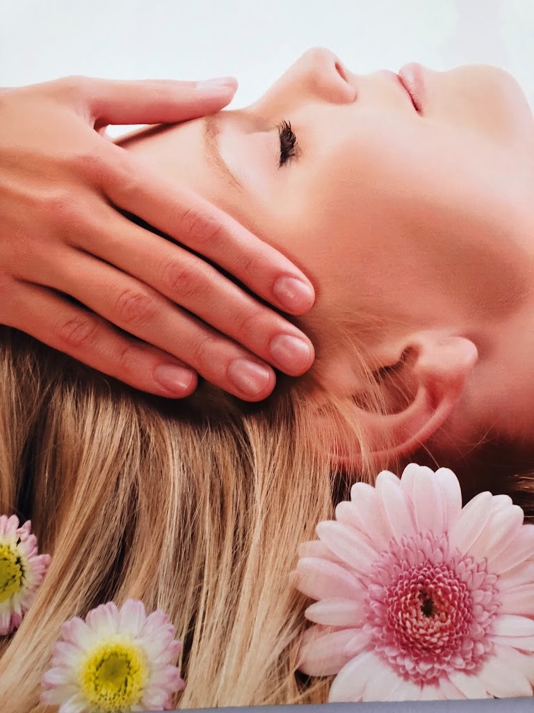 The Essence Hair, Nail Spa & Skin Care 90278