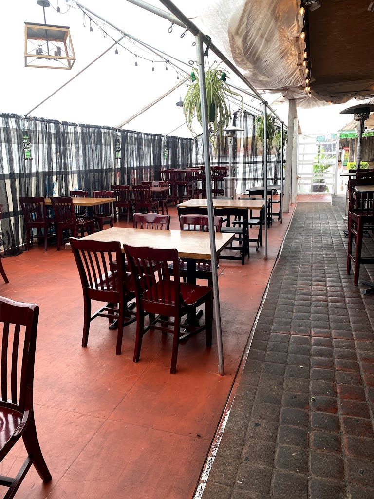 El Cazador Mexican Restaurant 95355