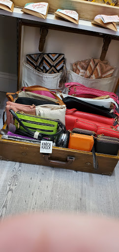 Jewelry Store «Knock Knock Boutique», reviews and photos, 110 W Chocolate Ave, Hershey, PA 17033, USA