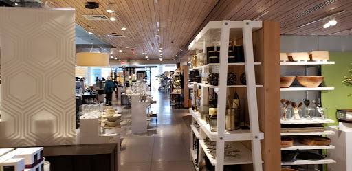 Furniture Store «Crate and Barrel», reviews and photos, 630 Commons Way, Bridgewater, NJ 08807, USA