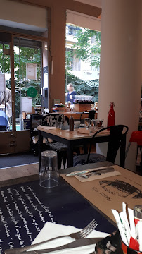 Atmosphère du Restaurant brunch Zeni Coffee - Brunch Restaurant Nice - n°11