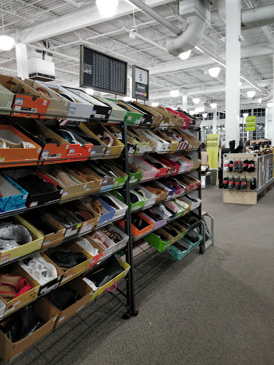 Shoe Store «DSW Designer Shoe Warehouse», reviews and photos, 6905 Mills Civic Pkwy, West Des Moines, IA 50266, USA