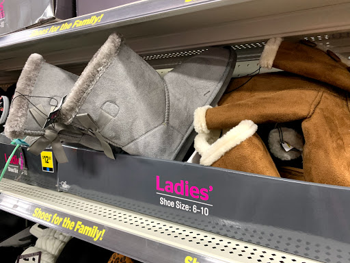 Home Goods Store «Dollar General», reviews and photos, 2140 Oregon St, Port Orford, OR 97465, USA