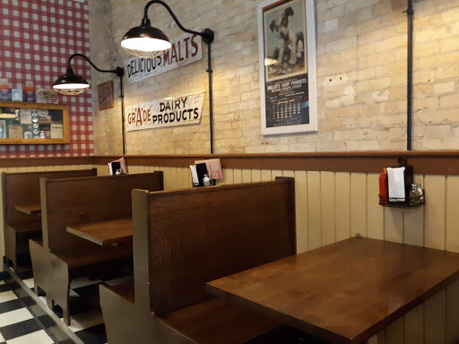 Ice Cream Shop «Mullens Dairy Bar», reviews and photos