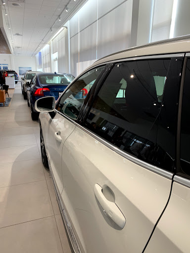 Car Dealer «Sandberg Northwest Volvo», reviews and photos, 17025 WA-99, Lynnwood, WA 98037, USA