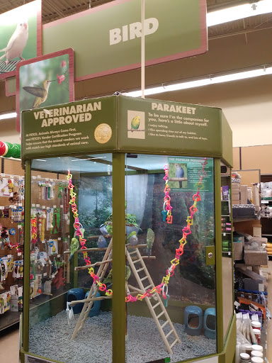 Pet Supply Store «Petco Animal Supplies», reviews and photos, 993 Branson Hills Pkwy, Branson, MO 65616, USA