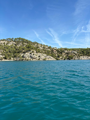 Lac d’esparron à Esparron-de-Verdon