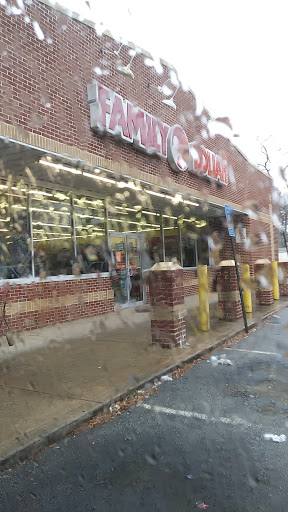 FAMILY DOLLAR, 3310 Dogwood Dr, Hapeville, GA 30354, USA, 