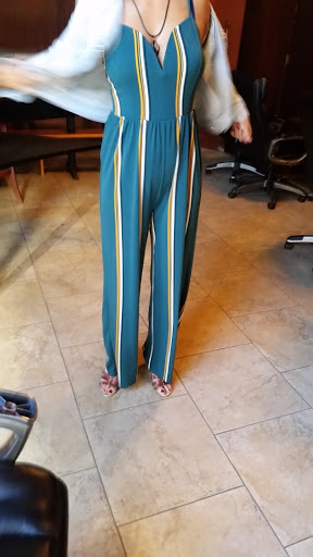 Cigar Shop «The Cigar Lounge», reviews and photos, 1710 Woodfield Rd, Schaumburg, IL 60173, USA