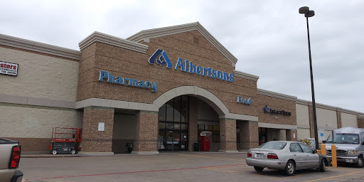 Albertsons, 215 N Carrier Pkwy, Grand Prairie, TX 75050, USA, 