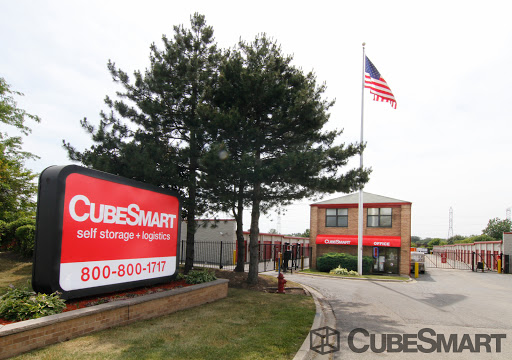 Self-Storage Facility «CubeSmart Self Storage», reviews and photos, 1080 Butterfield Rd, Mundelein, IL 60060, USA