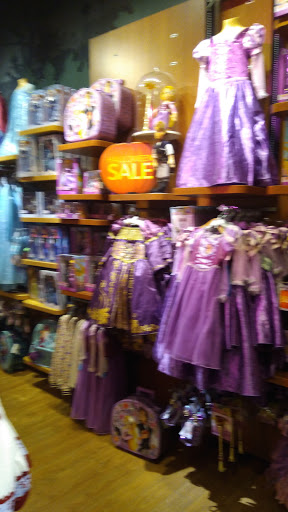 Shopping Mall «La Plaza Mall», reviews and photos, 2200 S 10th St, McAllen, TX 78503, USA