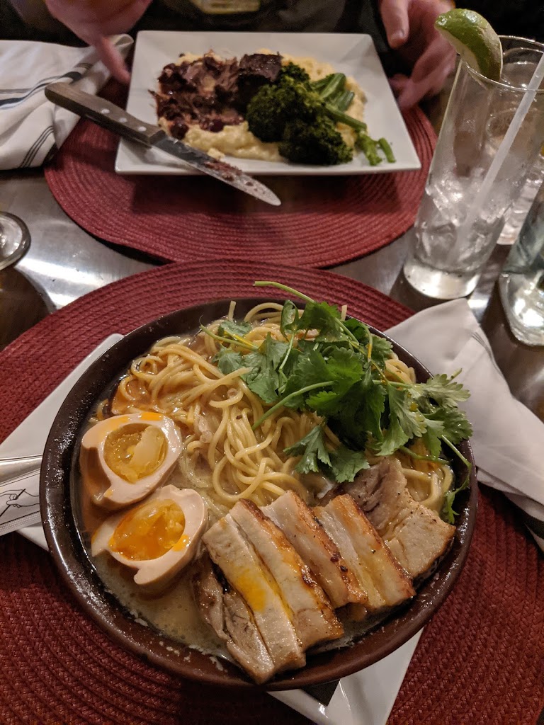 Whiskey & Wine 03301