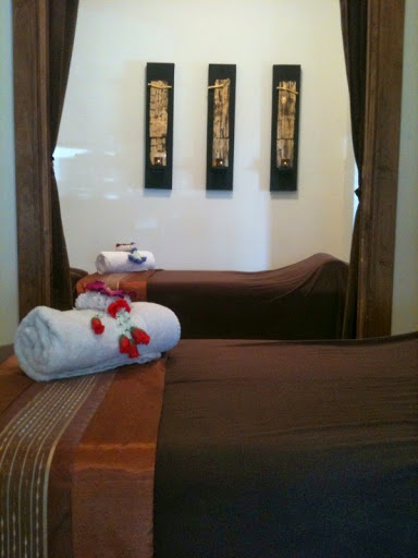 Day Spa «Chi Spa», reviews and photos, 2415 N Dixie Hwy, Wilton Manors, FL 33305, USA