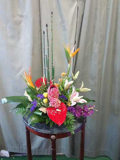 Florist «Walker Florist», reviews and photos, 4999 Euclid Rd, Virginia Beach, VA 23462, USA