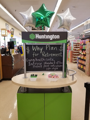 Grocery Store «Jewel-Osco», reviews and photos, 819 S Elmhurst Rd, Des Plaines, IL 60016, USA