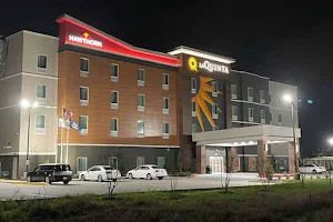 Hawthorn Extended Stay by Wyndham Sulphur image