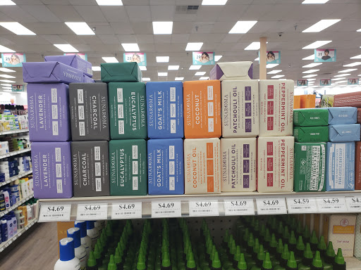 Beauty Supply Store «Beauty World», reviews and photos, 1418 Avondale Dr, Durham, NC 27701, USA