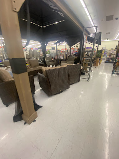 Discount Store «Big Lots», reviews and photos, 4165 E Harry St, Wichita, KS 67218, USA