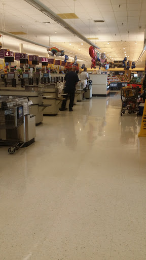 Grocery Store «Giant Food», reviews and photos, 10480 Campus Way S, Kettering, MD 20774, USA