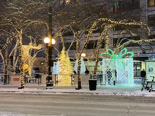 Shopping Mall «Westlake Center», reviews and photos, 400 Pine St, Seattle, WA 98101, USA