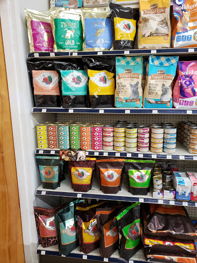 Pet Supply Store «J-B Pet Supplies - Hawthorne», reviews and photos, 289 Wagaraw Rd, Hawthorne, NJ 07506, USA