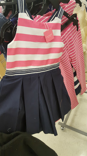 Shopping Mall «Stadium Plaza Shopping Center», reviews and photos, 10 Main St, Tewksbury, MA 01876, USA