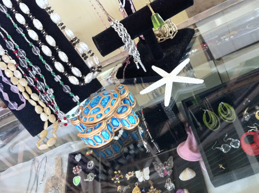 Thrift Store «Kauai Habitat for Humanity ReStore», reviews and photos