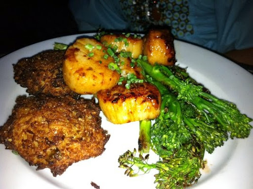 Restaurant «Lompoc Cafe», reviews and photos, 36 Rodick St, Bar Harbor, ME 04609, USA