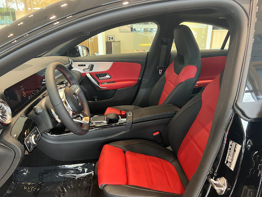 Mercedes Benz Dealer «Mercedes-Benz of Fort Myers», reviews and photos, 15461 S Tamiami Trail, Fort Myers, FL 33908, USA