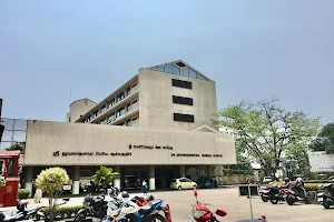 Sri Jayewardenepura General Hospital image
