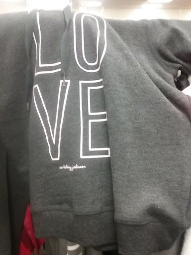 Clothing Store «Burlington Coat Factory», reviews and photos, 233 Broad St, Bridgewater, MA 02324, USA