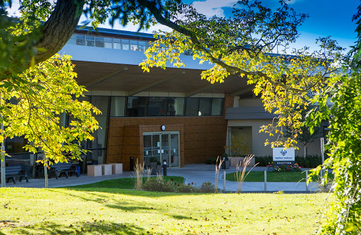Highfield Healthcare in Dublin 9, Co. Dublin (Baile Átha Cliath)