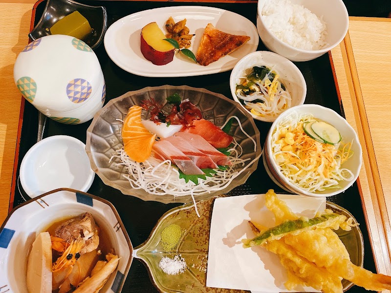 魚しん 岡山県岡山市東区楢原 海鮮丼専門店 レストラン グルコミ
