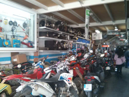 Motos Usón en Fuentes de Ebro, Zaragoza