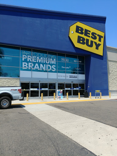 Electronics Store «Best Buy», reviews and photos, 2300 N Rose Ave, Oxnard, CA 93036, USA