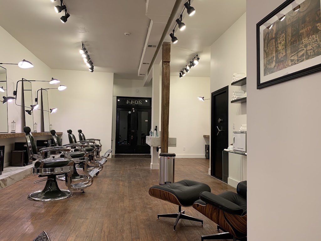 Bourbon City Barber Company 40206