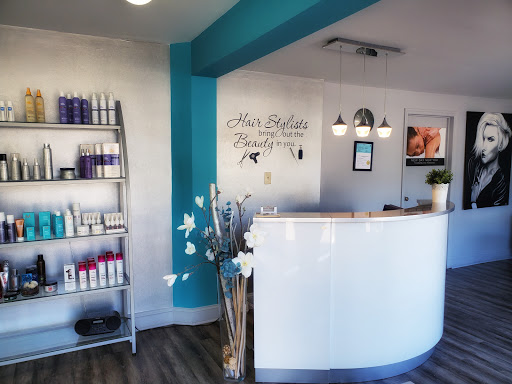 Hair Salon «Mojo Hair Salon & Therapeutic Massage», reviews and photos, 431 New Britain Ave, Newington, CT 06111, USA