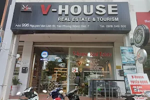 V-house Real Estate image