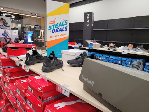 Shoe Store «Off Broadway Shoe Warehouse», reviews and photos, 125 Great Mall Dr, Milpitas, CA 95035, USA